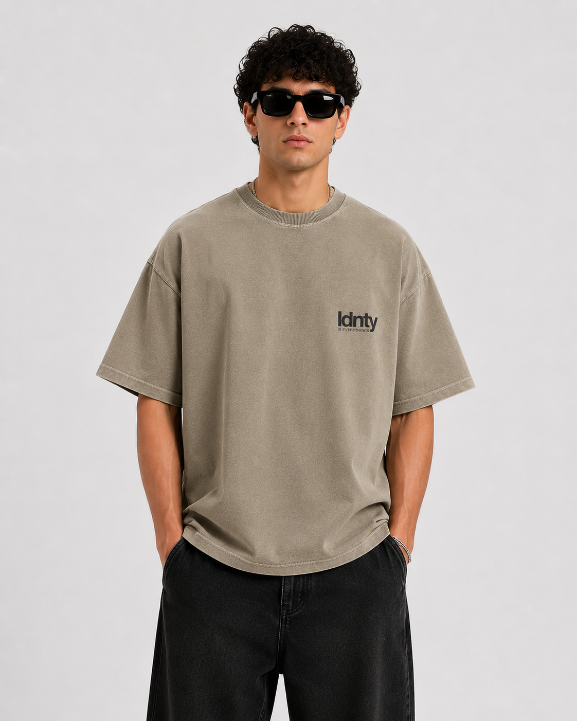 presence oversized t shirt – sand presence oversized t shirt – sand